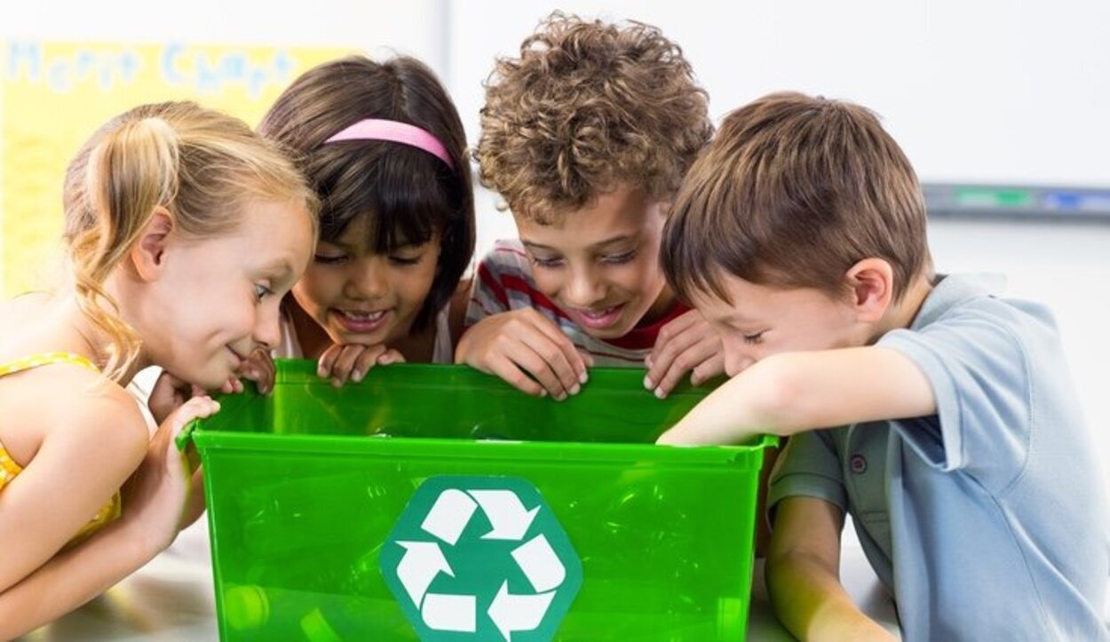 Inculcar a los niños hábitos de reciclaje hará que el día de mañana se preocupen por el medio ambiente