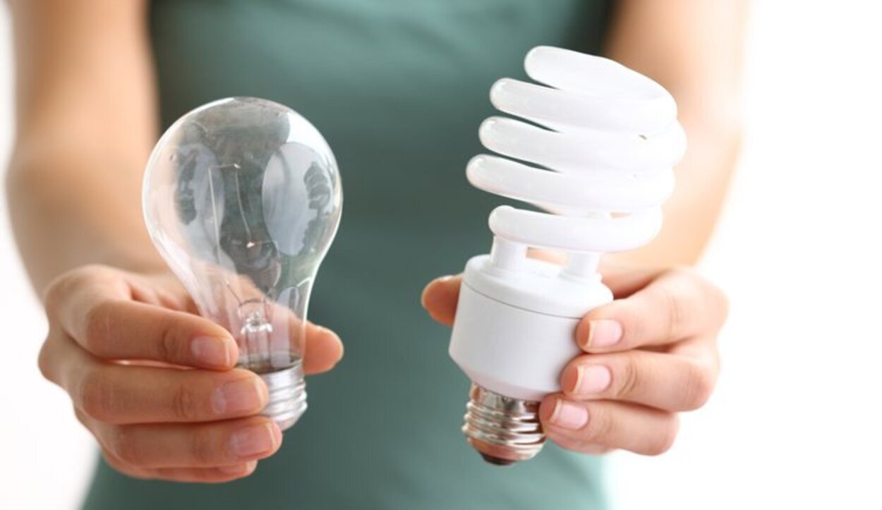 Son mucho más económicas las bombillas de bajo consumo