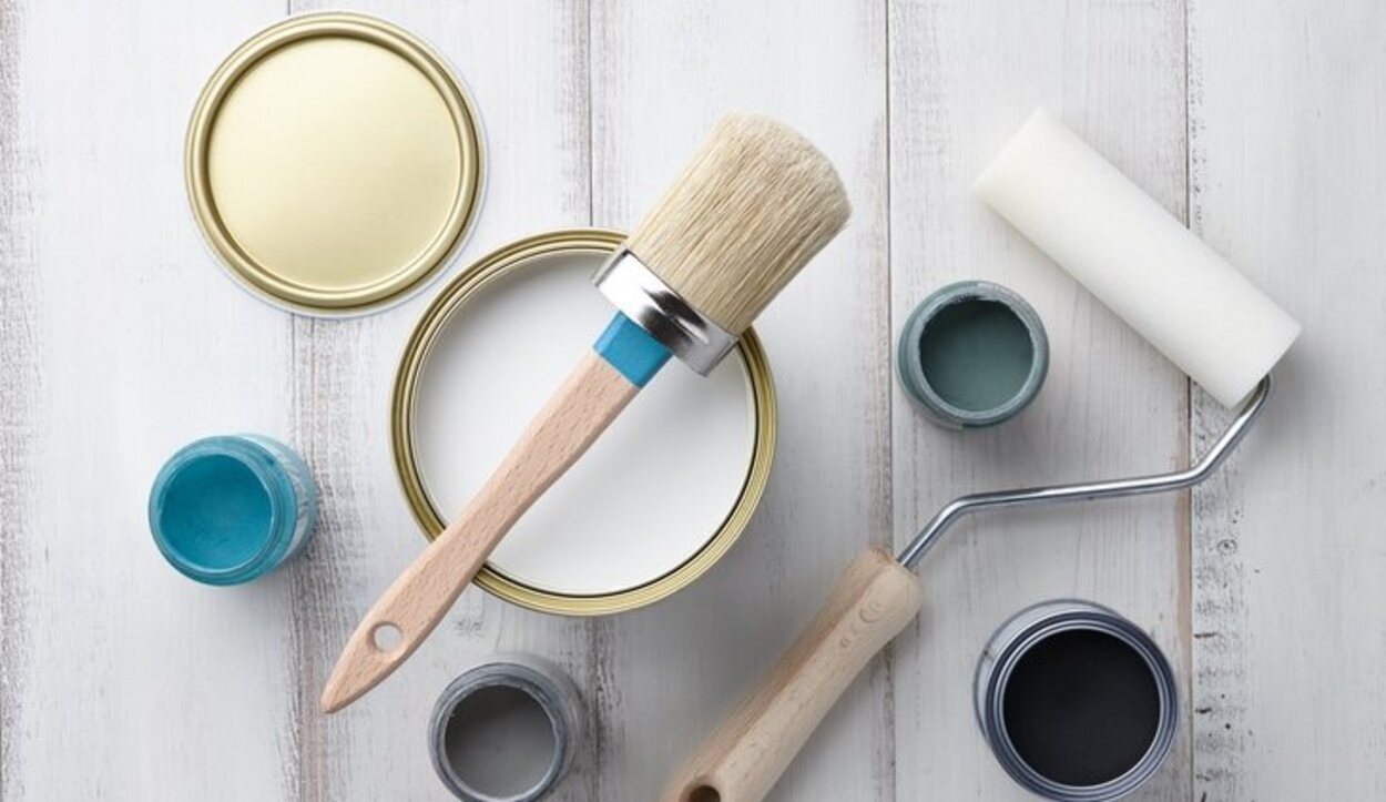 Antes de comenzar a pintar es necesario que te asegures de disponer de todos los materiales y utensilios necesarios