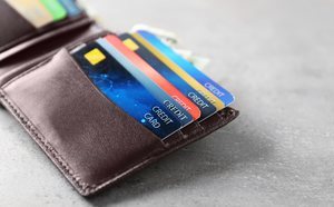 Cómo utilizar tus tarjetas de crédito en el extranjero sin que te cobren comisiones